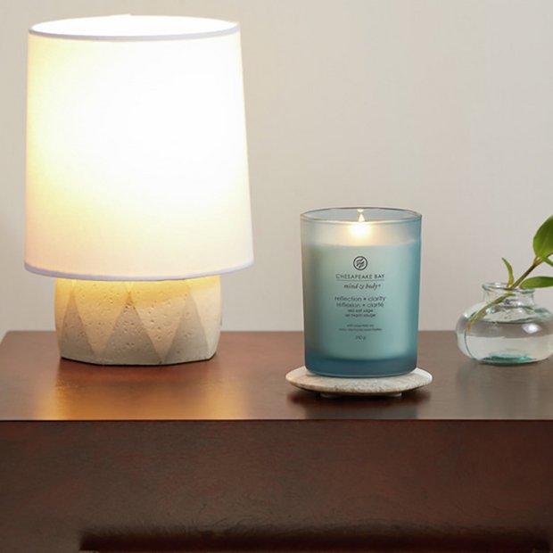 Chesapeake Bay medium candle Sea Salt Sage, imported from the UK
