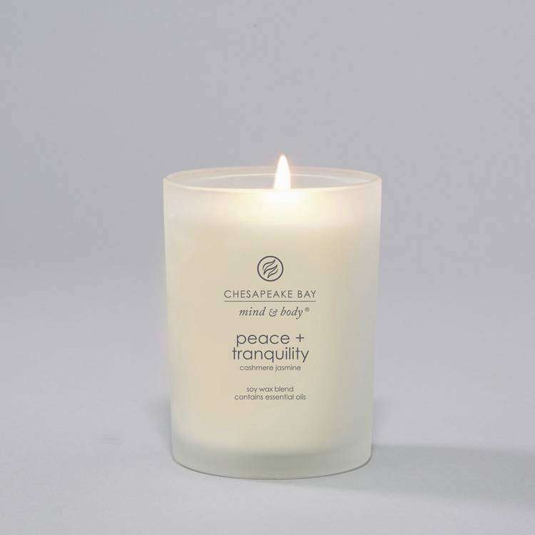 Chesapeake Bay Cashmere Jasmine candle, soy wax blend - British product
