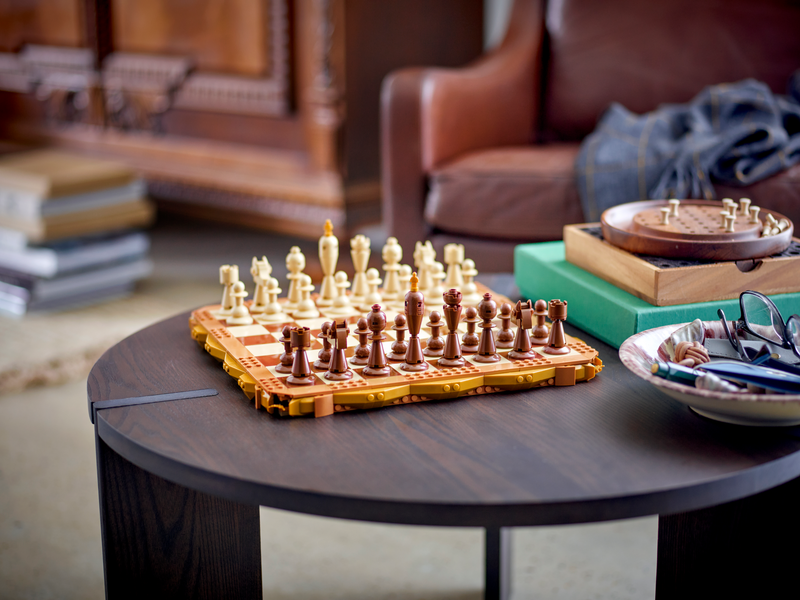 Lego Traditional Chess Set 743 pieces (British brand)