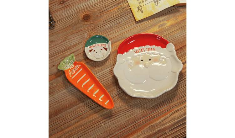 The Seasonal Gift Co Set of 3 Dishes Santa Carrot And Cookie