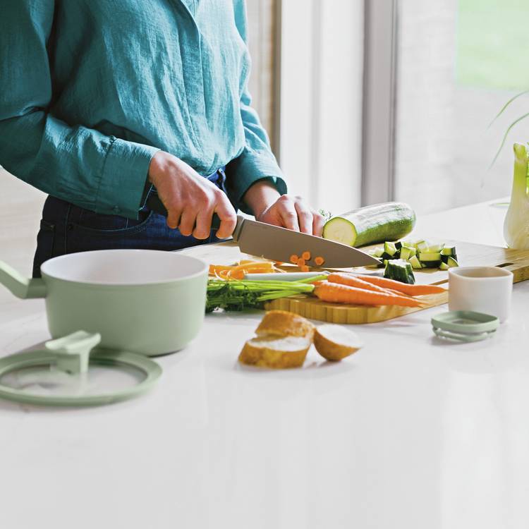 BergHOFF Leo 6 piece knife block set grey, imported from the UK
