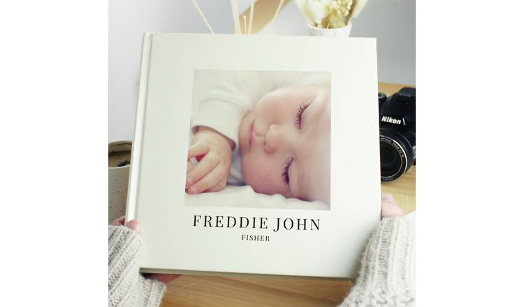 Personalised square photo album for 6x4 photos - British product