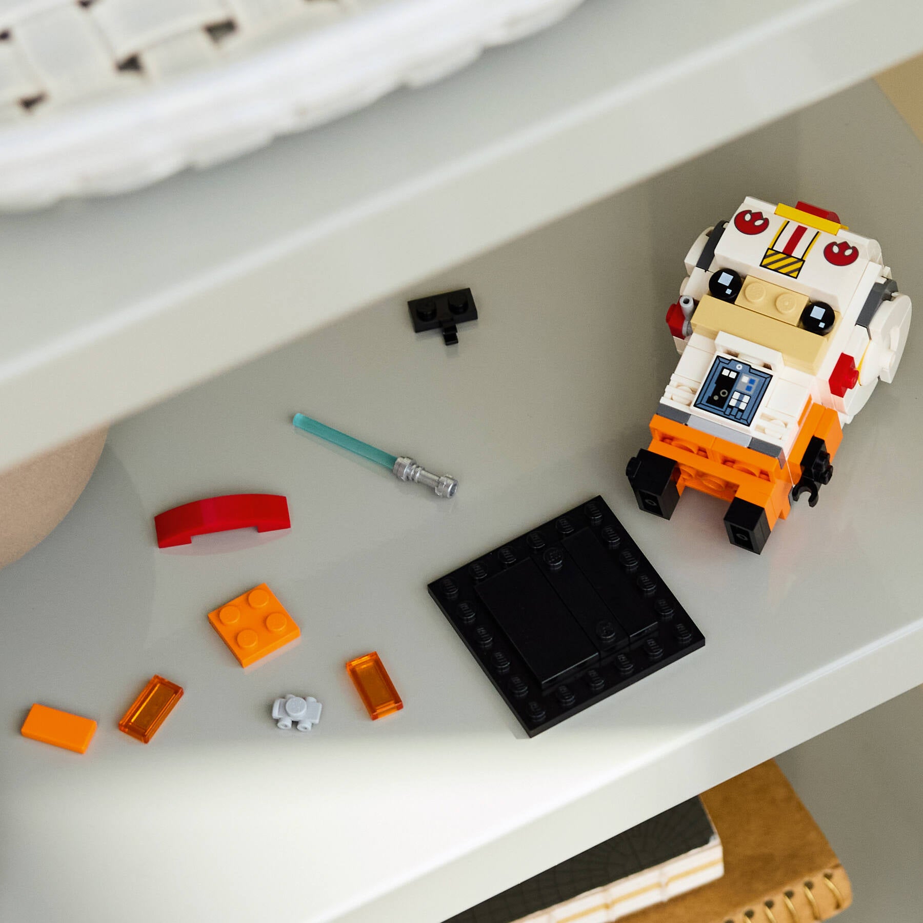 LEGO BrickHeadz Luke Skywalker Rebel Pilot 138 pieces, UK version