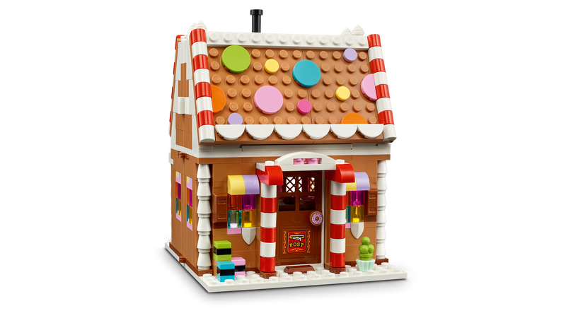 LEGO Festive Gingerbread House building set 498 pieces, UK version