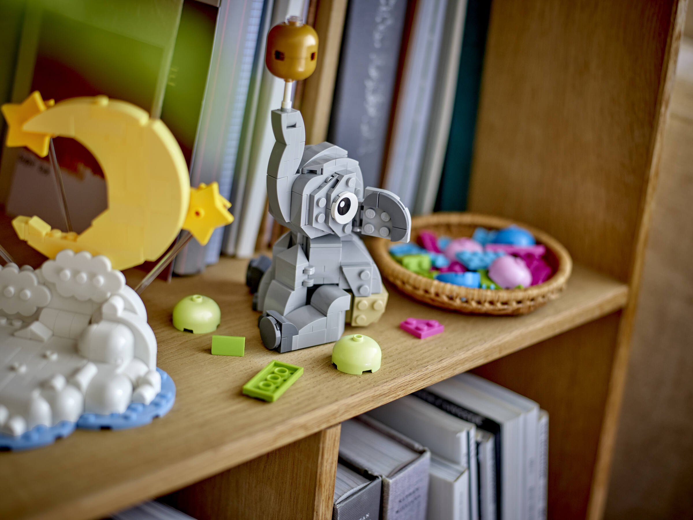 LEGO Baby Elephant building set 402 pieces - British product