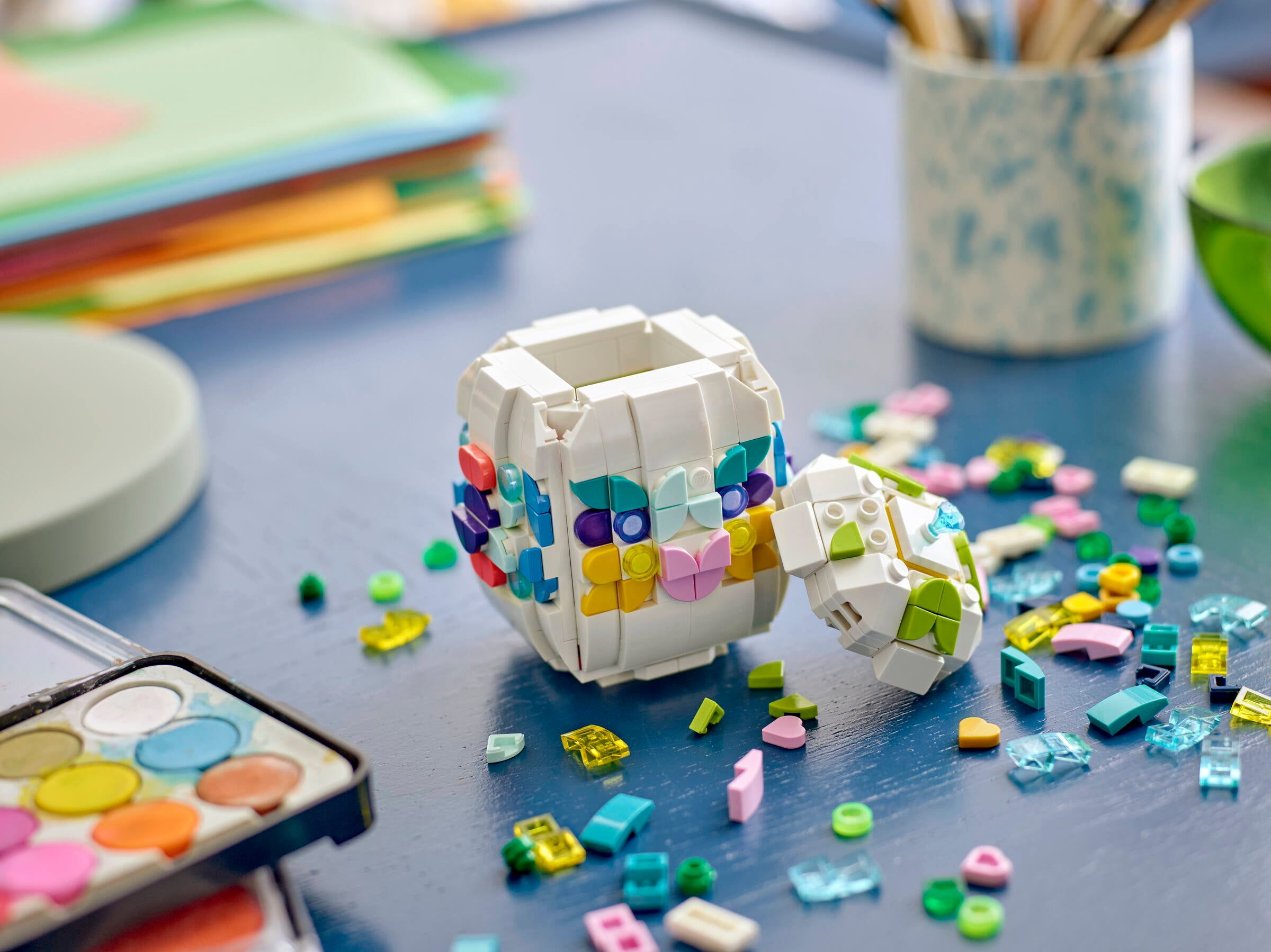 LEGO Decorative Easter Egg 386 Piece - British product