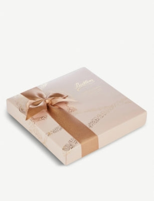 Pink Truffle selection box 200g