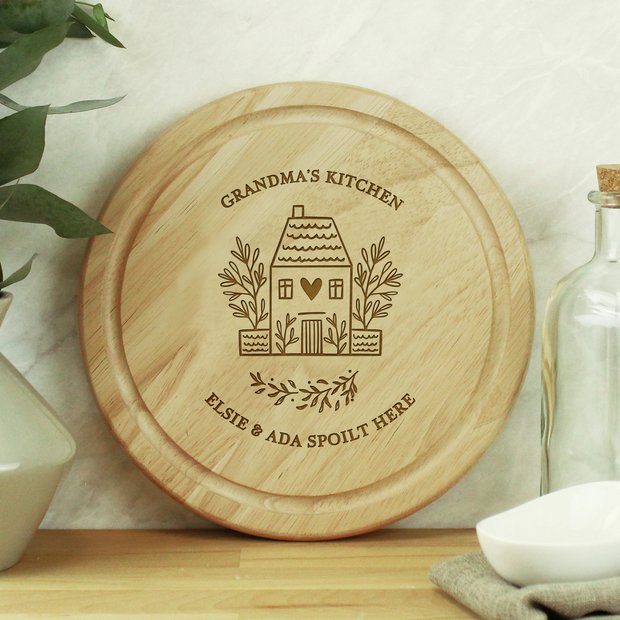 Personalised round wooden chopping board 25cm - British product