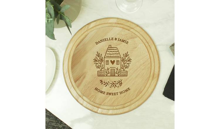 Personalised round wooden chopping board 25cm - British product