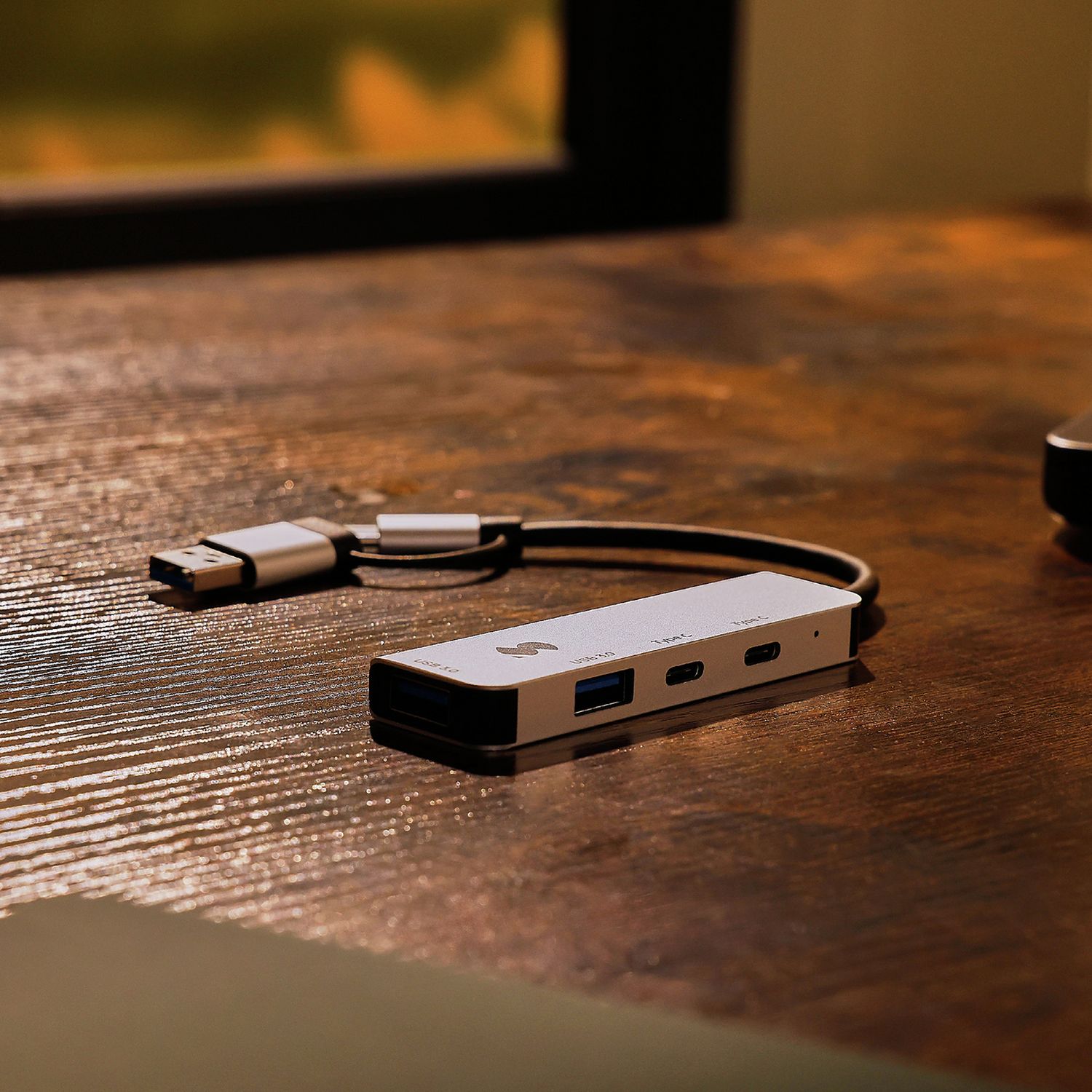 Styletech 4 Port USB-C Hub, imported from the UK