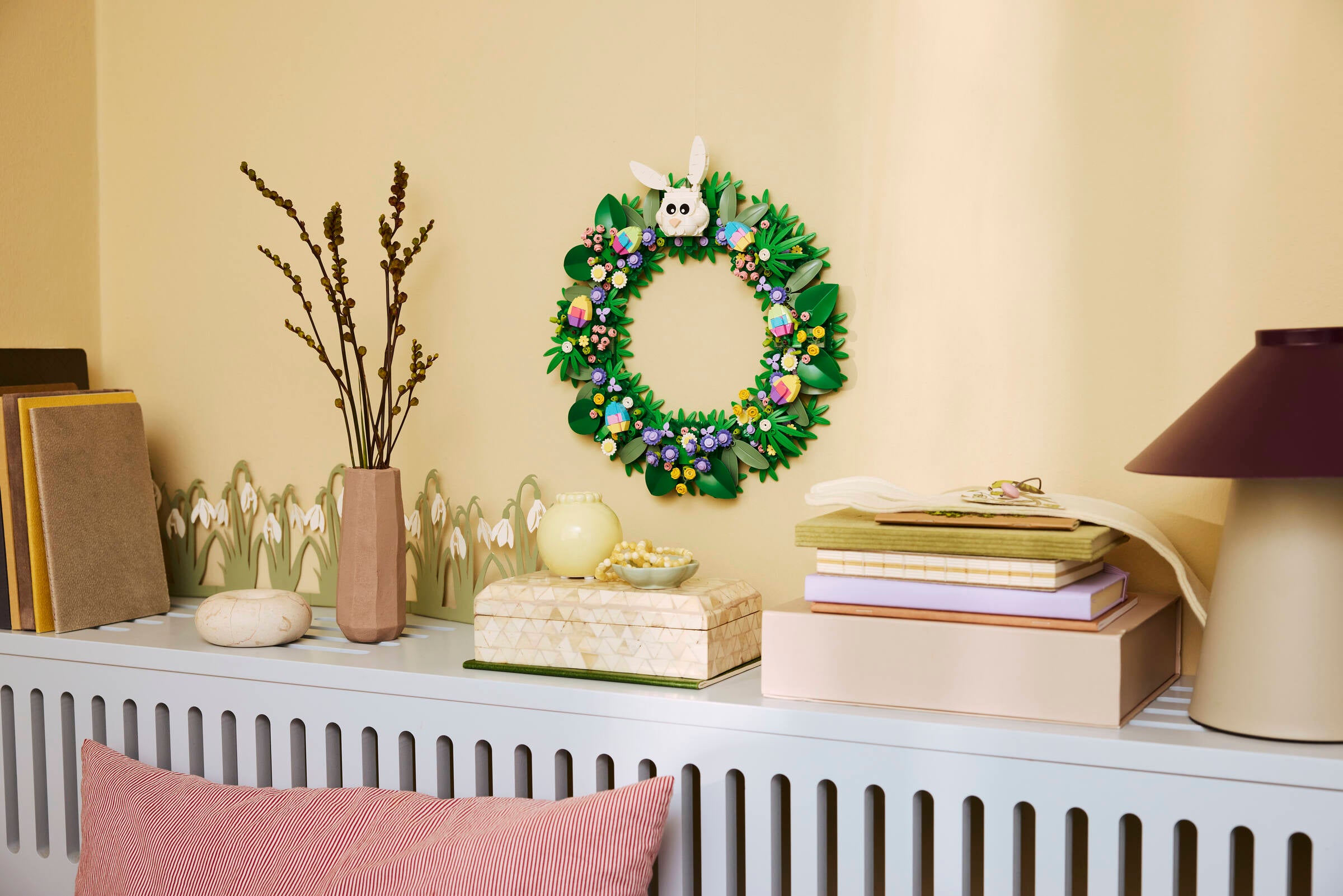 LEGO Spring Wreath building set 747 pieces, UK version