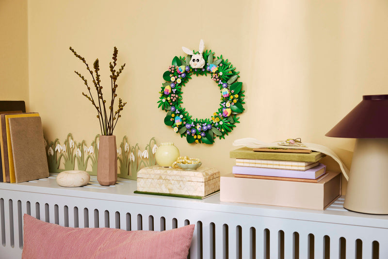 LEGO Spring Wreath building set 747 pieces, UK version