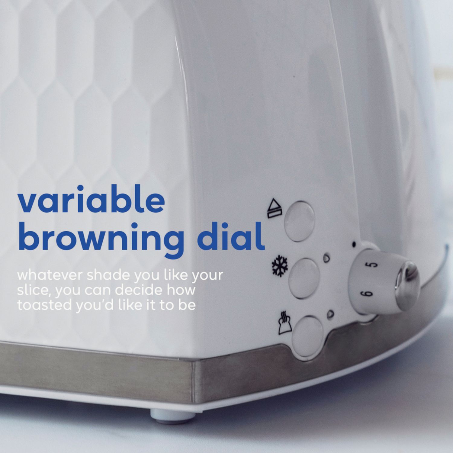 Russell Hobbs 2 slice plastic toaster in white, UK version