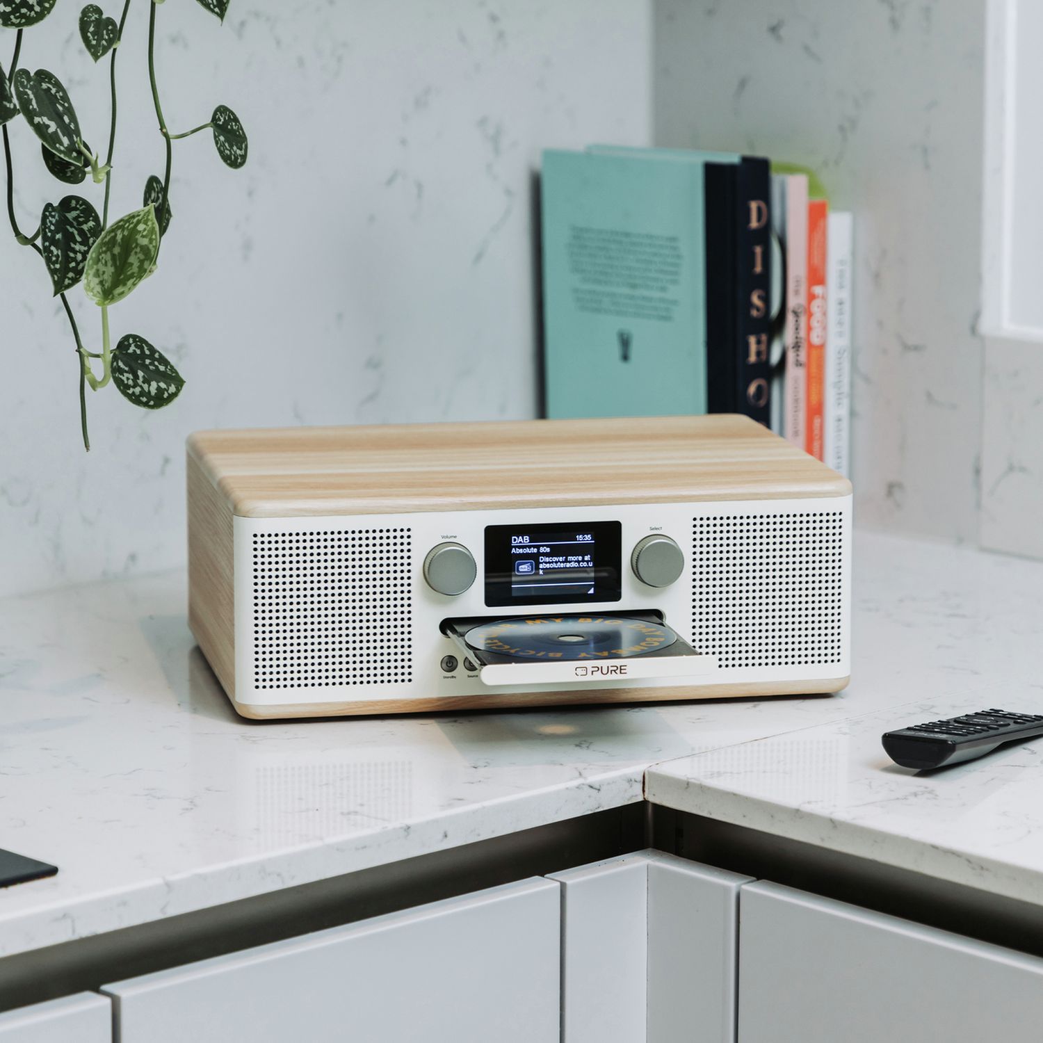 Pure Classic C-D6 DAB+/FM radio Bluetooth Oakwood - British product