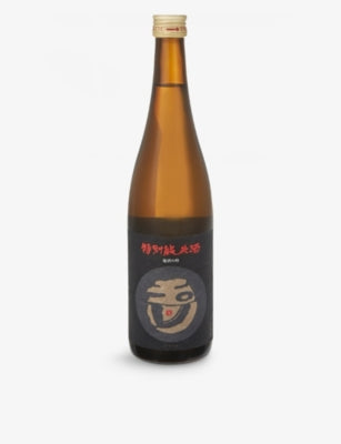 Tamagawa Tokubetsu Junmai sake 720ml, imported from the UK