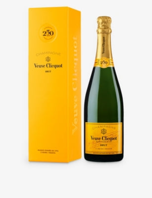 Veuve Clicquot Brut NV champagne 750ml - British product