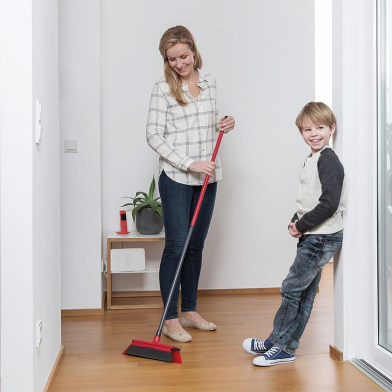 Vileda DuActiva broom and dustpan set, imported from the UK