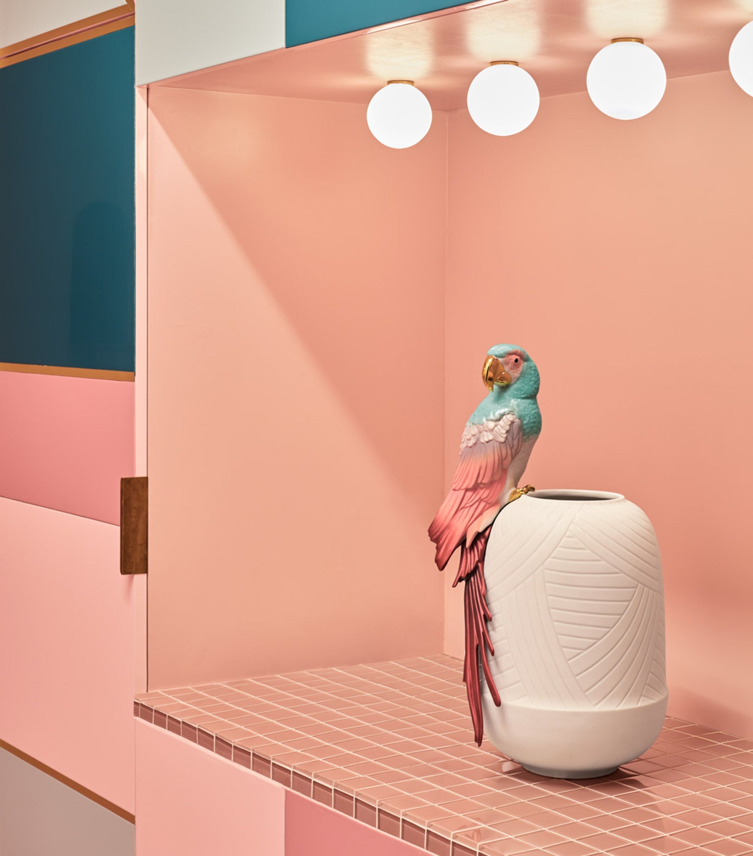 Lladró porcelain Macaw vase 56cm, UK version