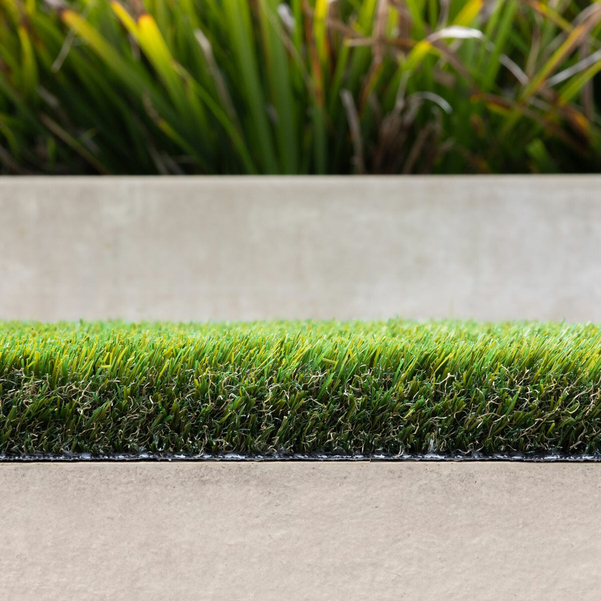 Namgrass Pragma 40mm artificial grass roll 10m² (British brand)