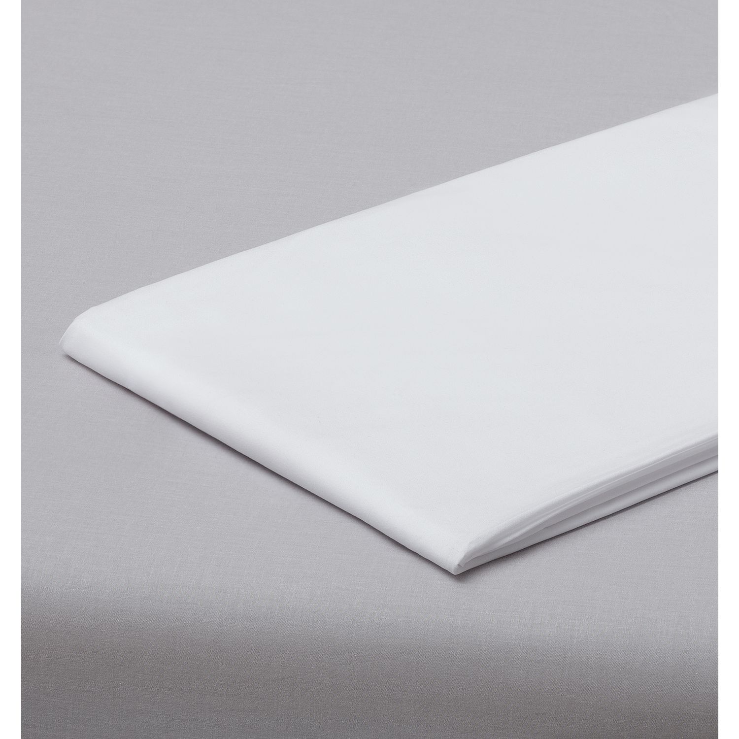 Silentnight Supersoft Plain White Fitted Sheet - Double