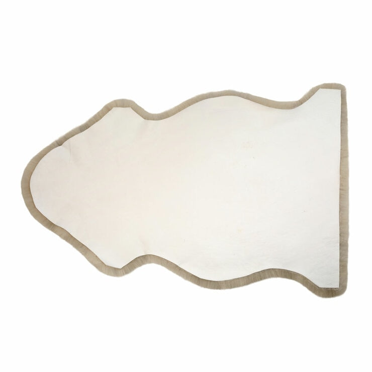 Windward cream sheepskin rug 60x95 cm (British brand)