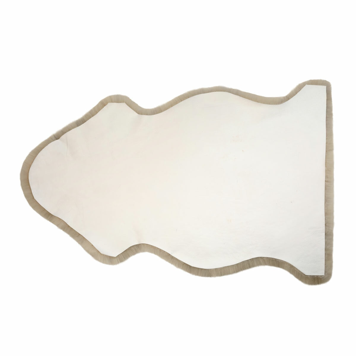Windward cream sheepskin rug 60x95 cm (British brand)