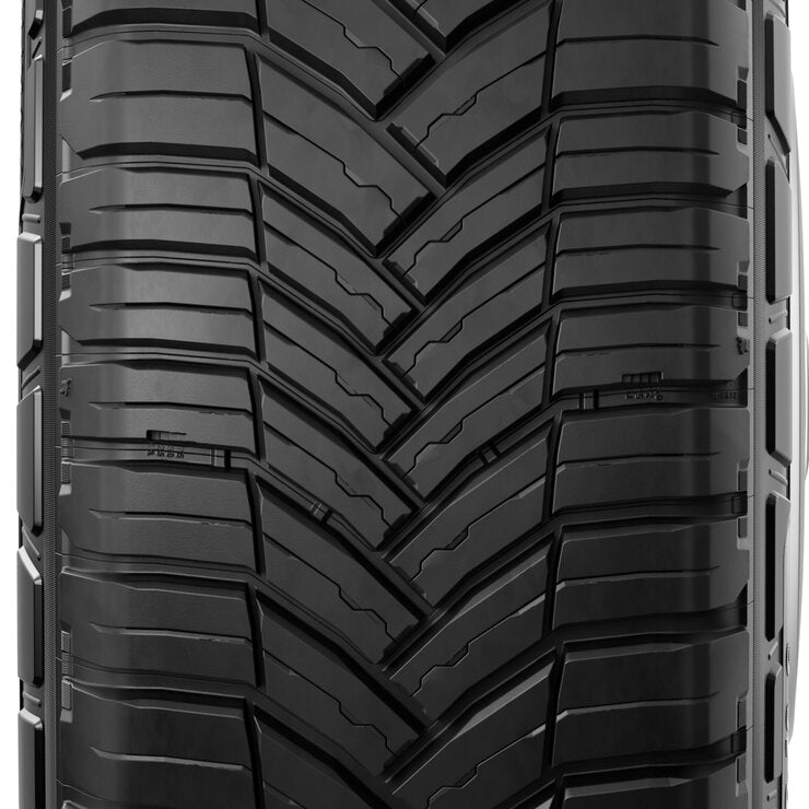 Michelin Agilis CrossClimate all-season van tyre 195/70 R15C, UK version