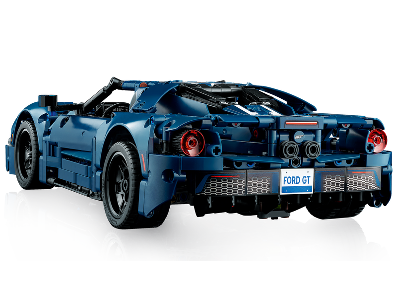 LEGO Technic 2022 Ford GT model set 1468 pieces - British product