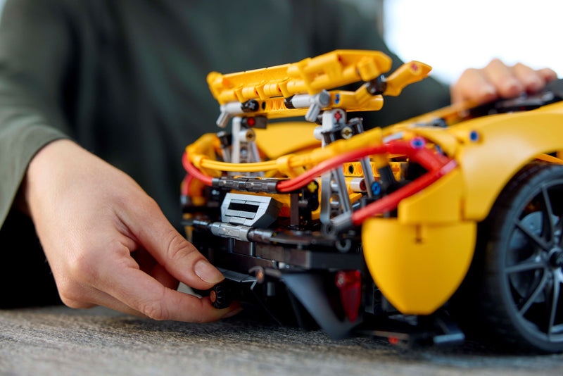 LEGO Technic McLaren P1 building set 1:8 scale - British product