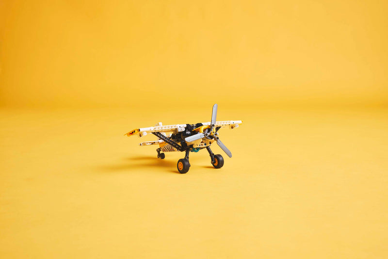 LEGO Technic Bush Plane 333 Pieces - British product