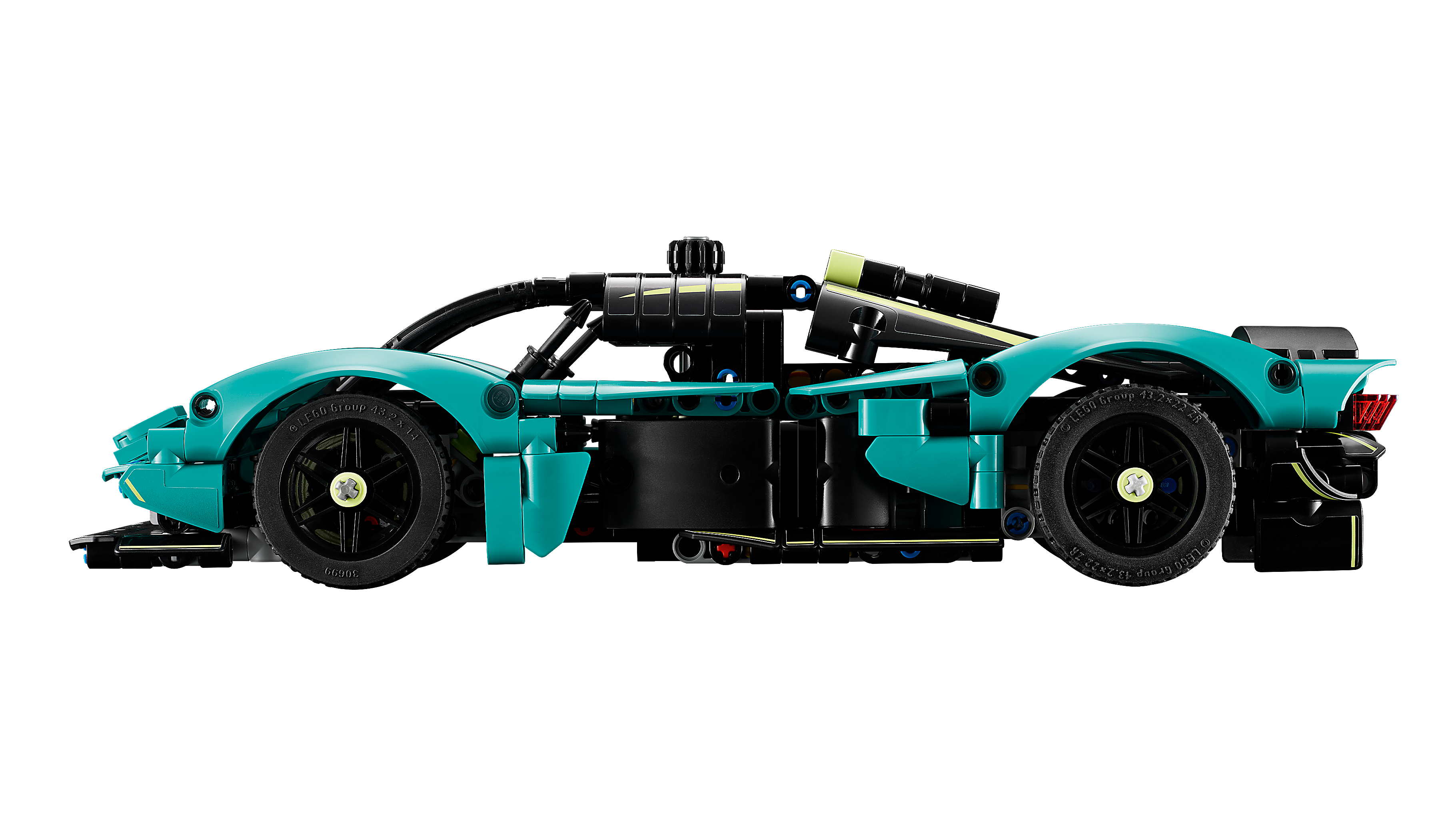 LEGO Technic Aston Martin Valkyrie Model 707 Pieces - British product