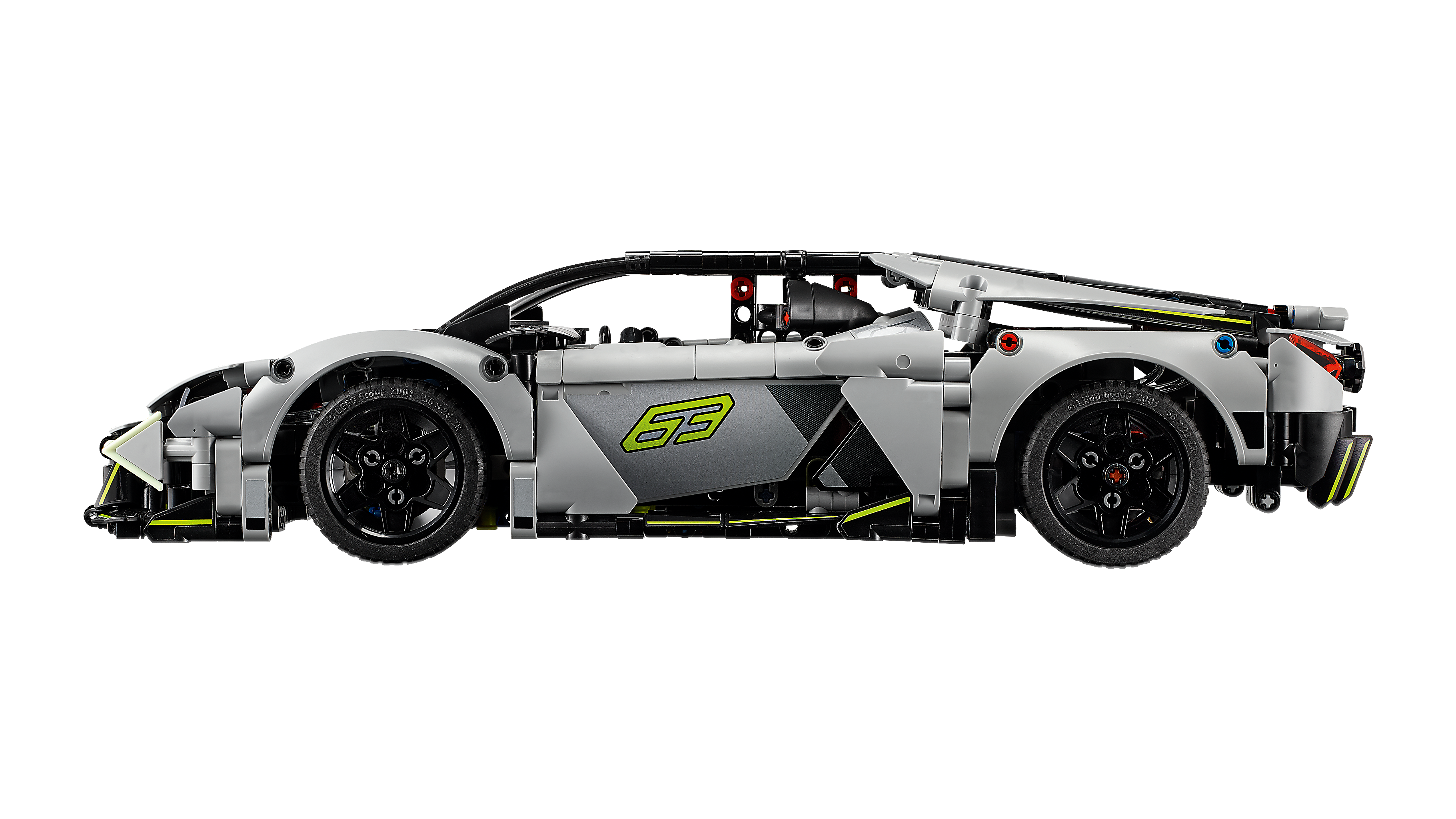 LEGO Technic Lamborghini Revuelto model 1135 pieces, UK version