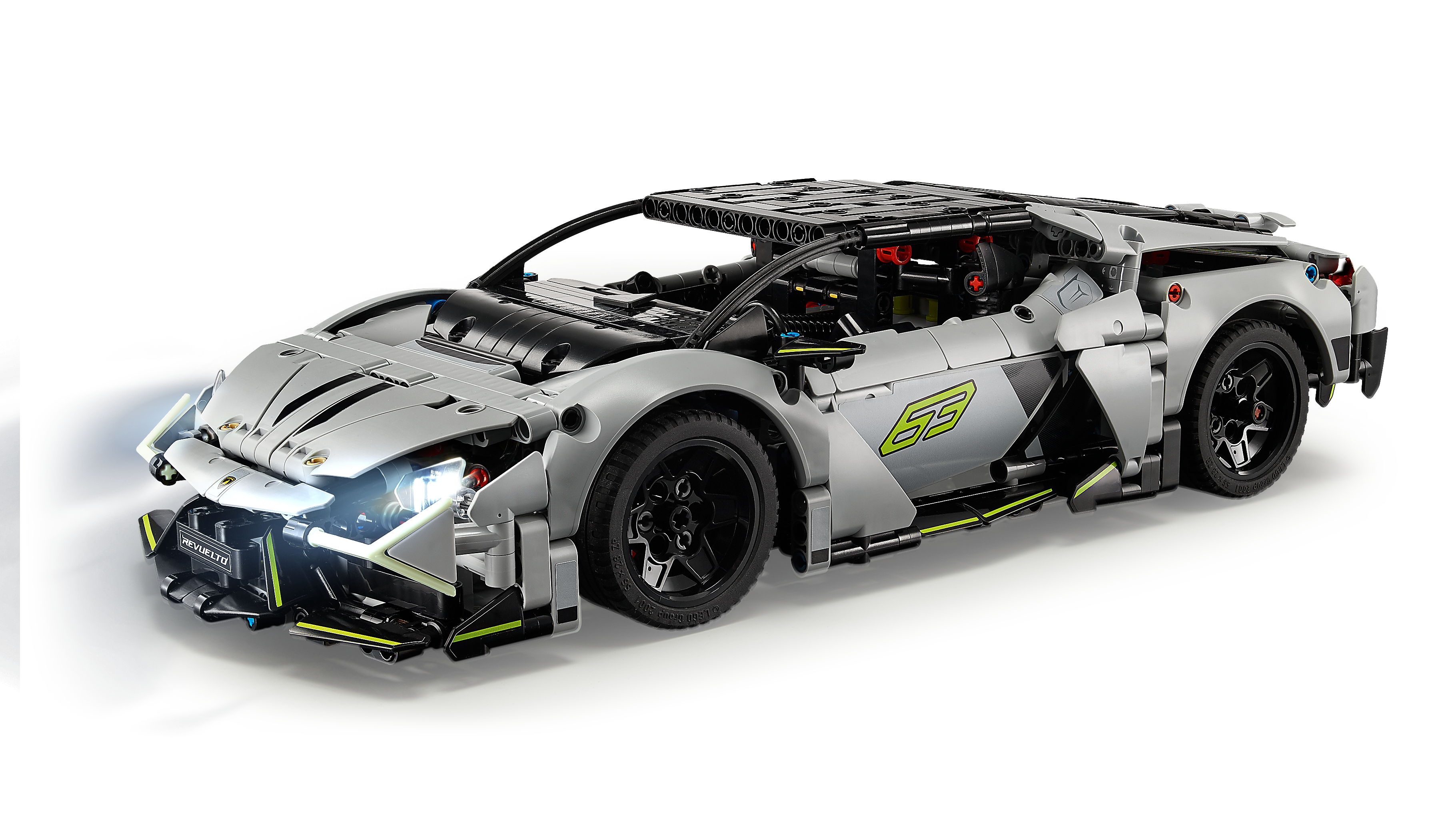 LEGO Technic Lamborghini Revuelto model 1135 pieces, UK version