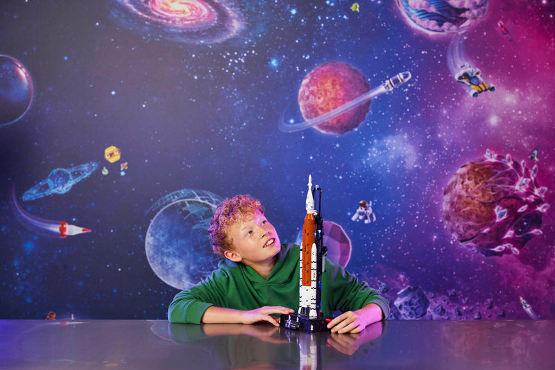 LEGO Technic NASA Artemis rocket model, UK version