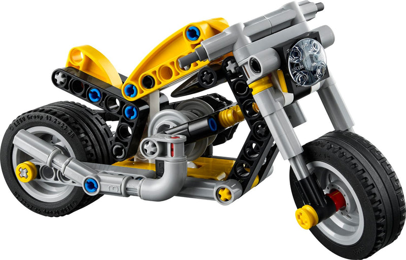 LEGO yellow motorcycle building kit 151 pieces (British brand)
