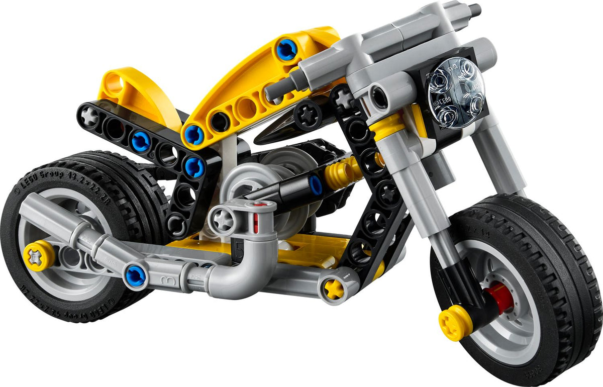 LEGO yellow motorcycle building kit 151 pieces (British brand)