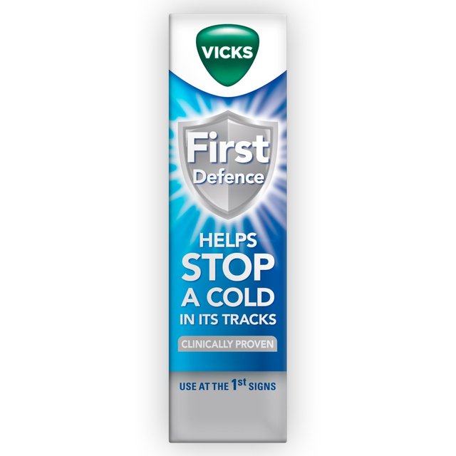 Vicks First Defence Nasal Spray   15ml GOODS M&S   