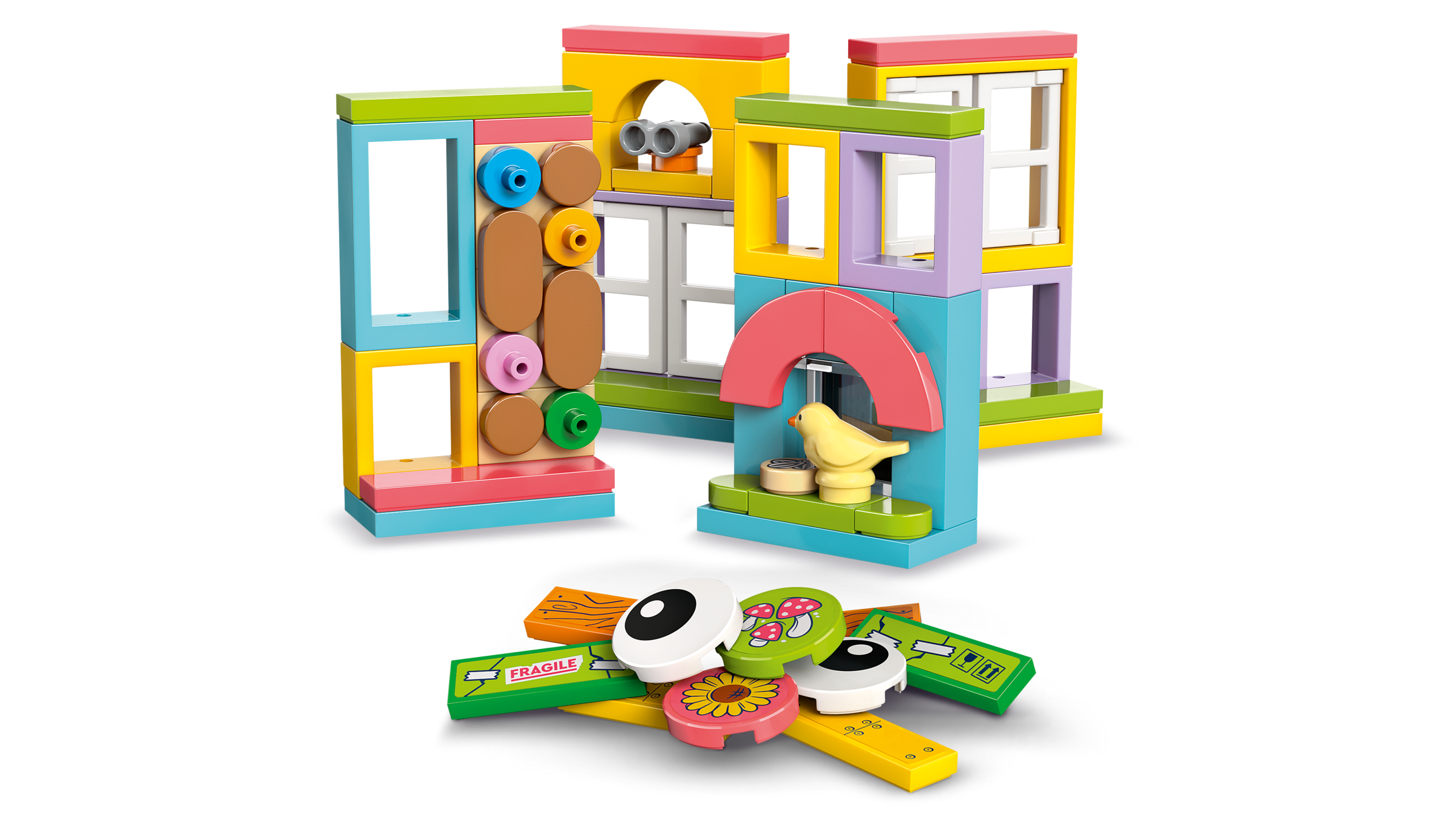 LEGO Friends Tree House Hangout Building Set 701 Pieces - British product