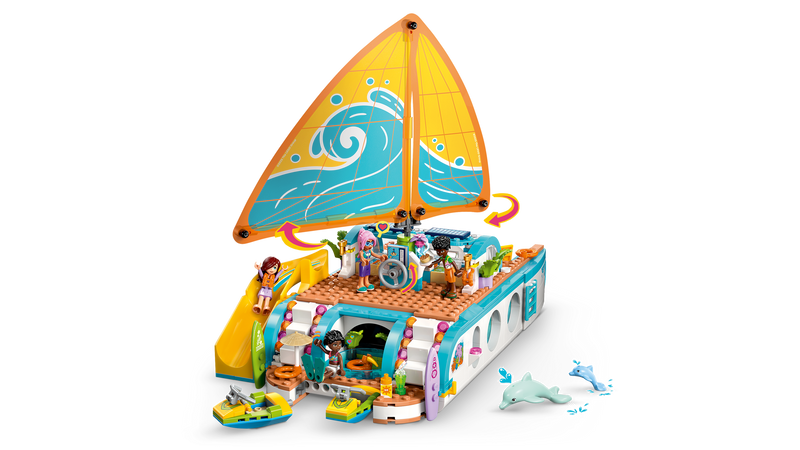 LEGO Friends Travel Boat Adventure 685-piece set (British brand)
