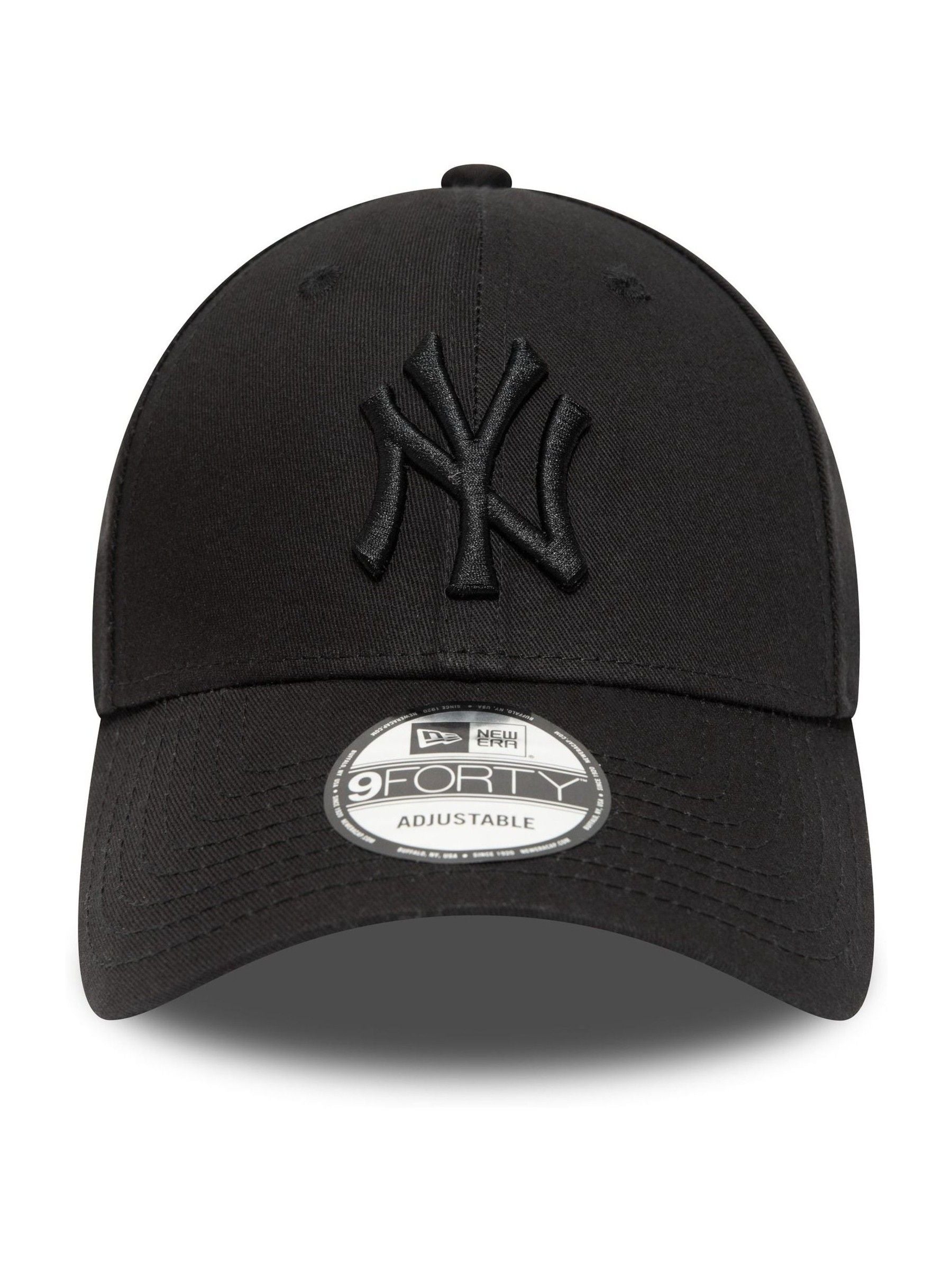 New Era Yankees 9FORTY cap peach pink, imported from the UK