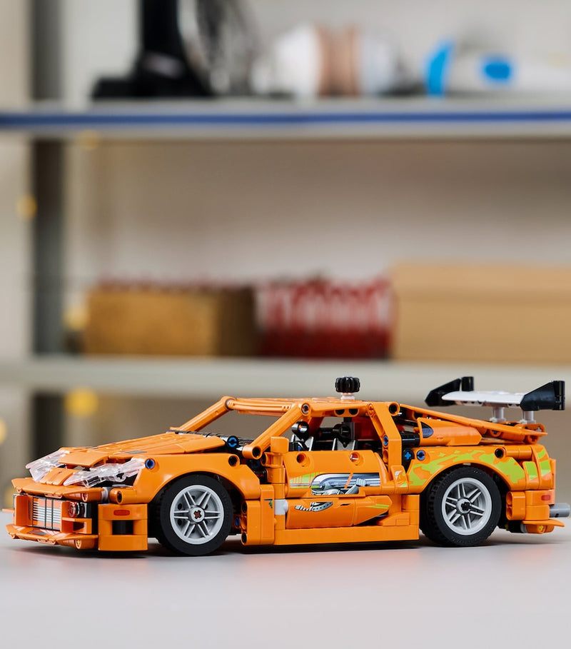 Lego TECHNIC Fast and Furious Toyota Supra MK4 building set with 810 pieces, UK version