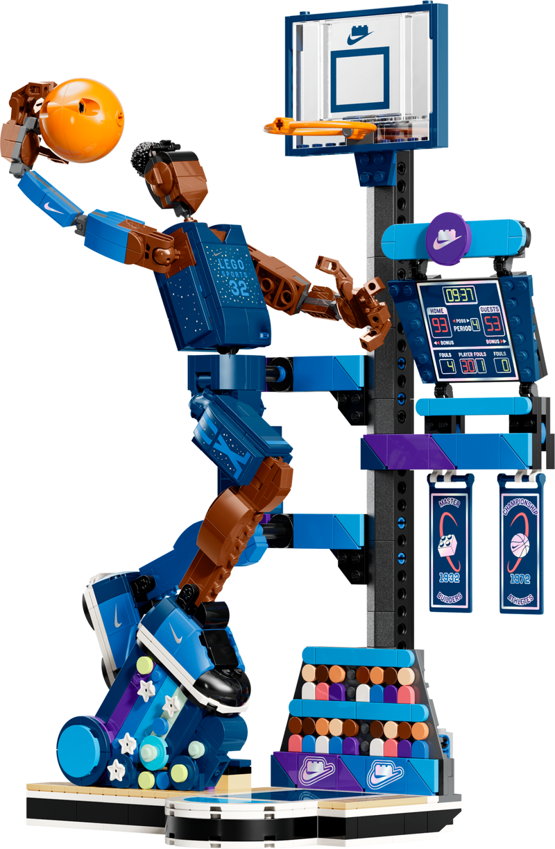 Nike Slam Dunk LEGO building set with 809 pieces (British brand)
