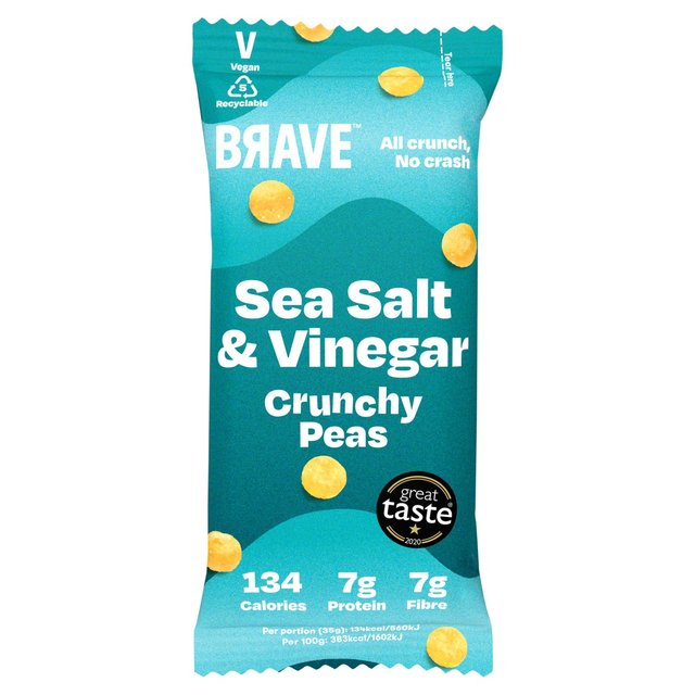 BRAVE Roasted Peas Sea Salt & Vinegar   35g GOODS M&S   