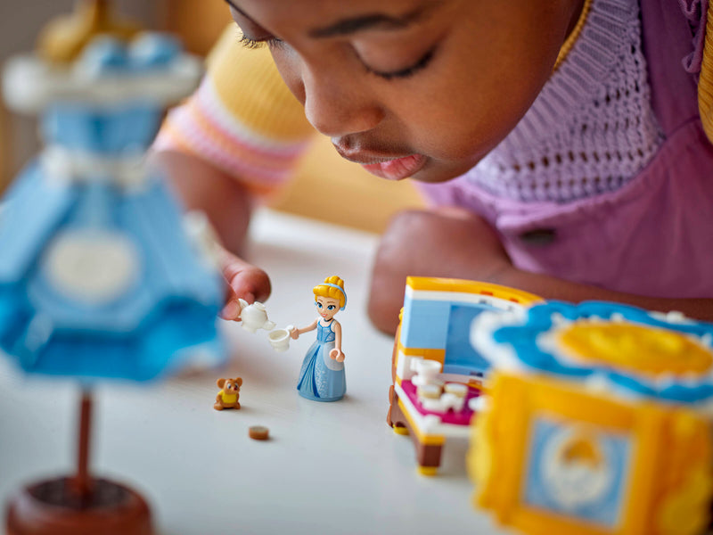 LEGO Cinderella's Dress building set 474 pieces, UK version