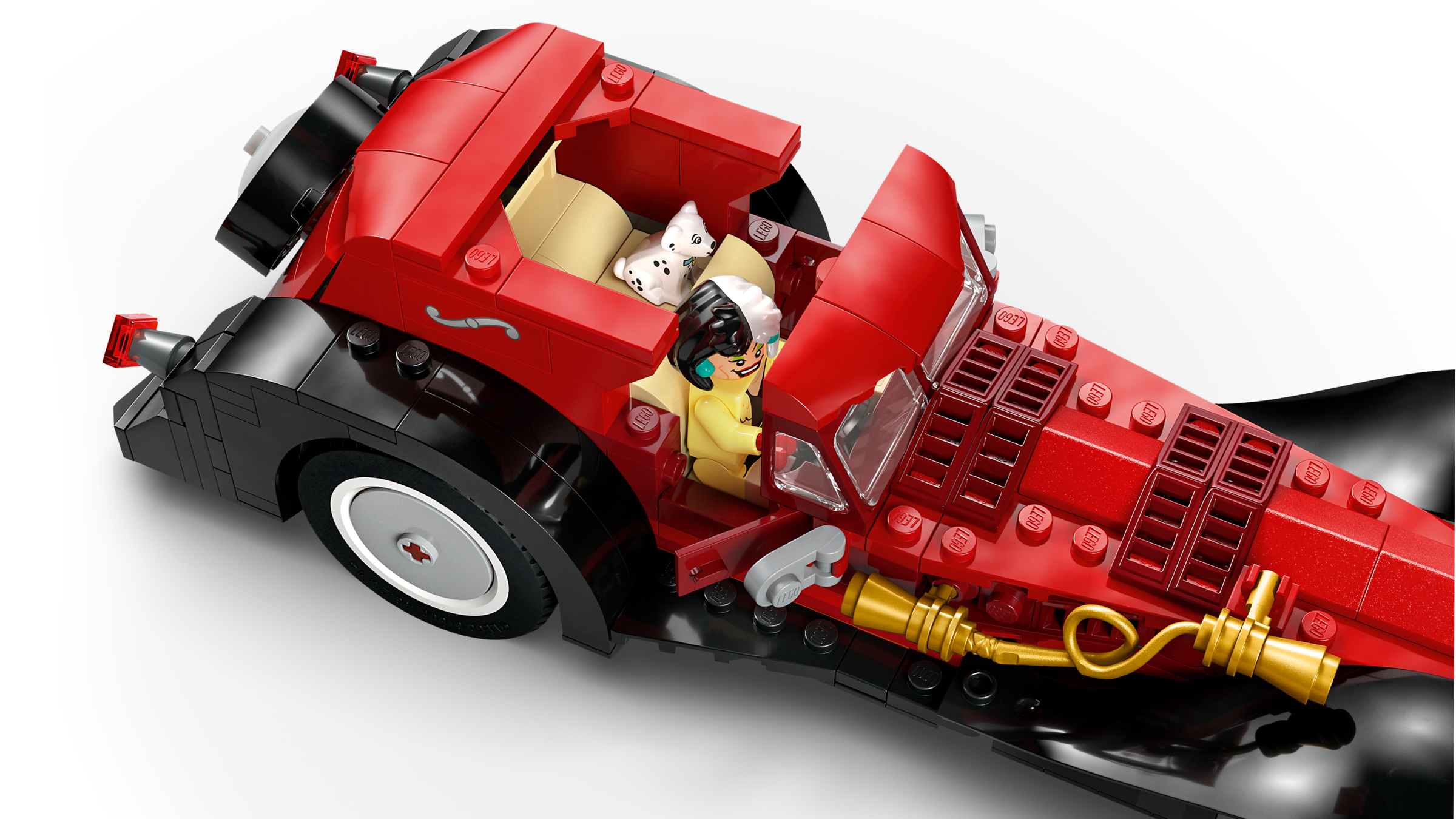 LEGO Cruella De Vil's Car building set 378 pieces - British product
