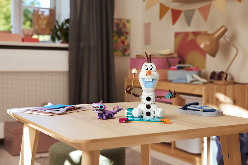 Lego Disney Frozen Olaf and Bruni building set 478 pieces, UK version