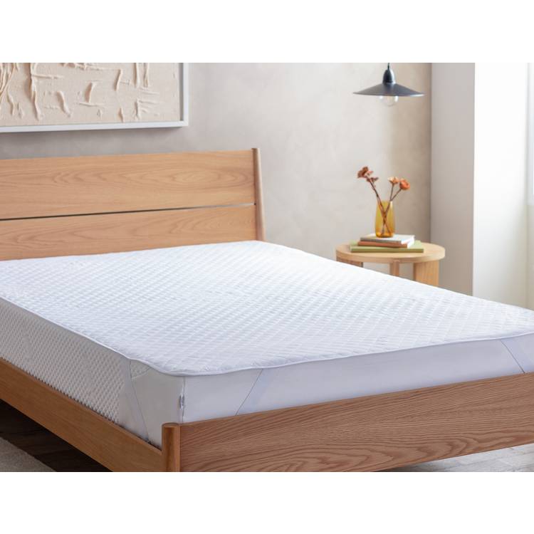 Habitat Supersoft mattress protector single (British brand)