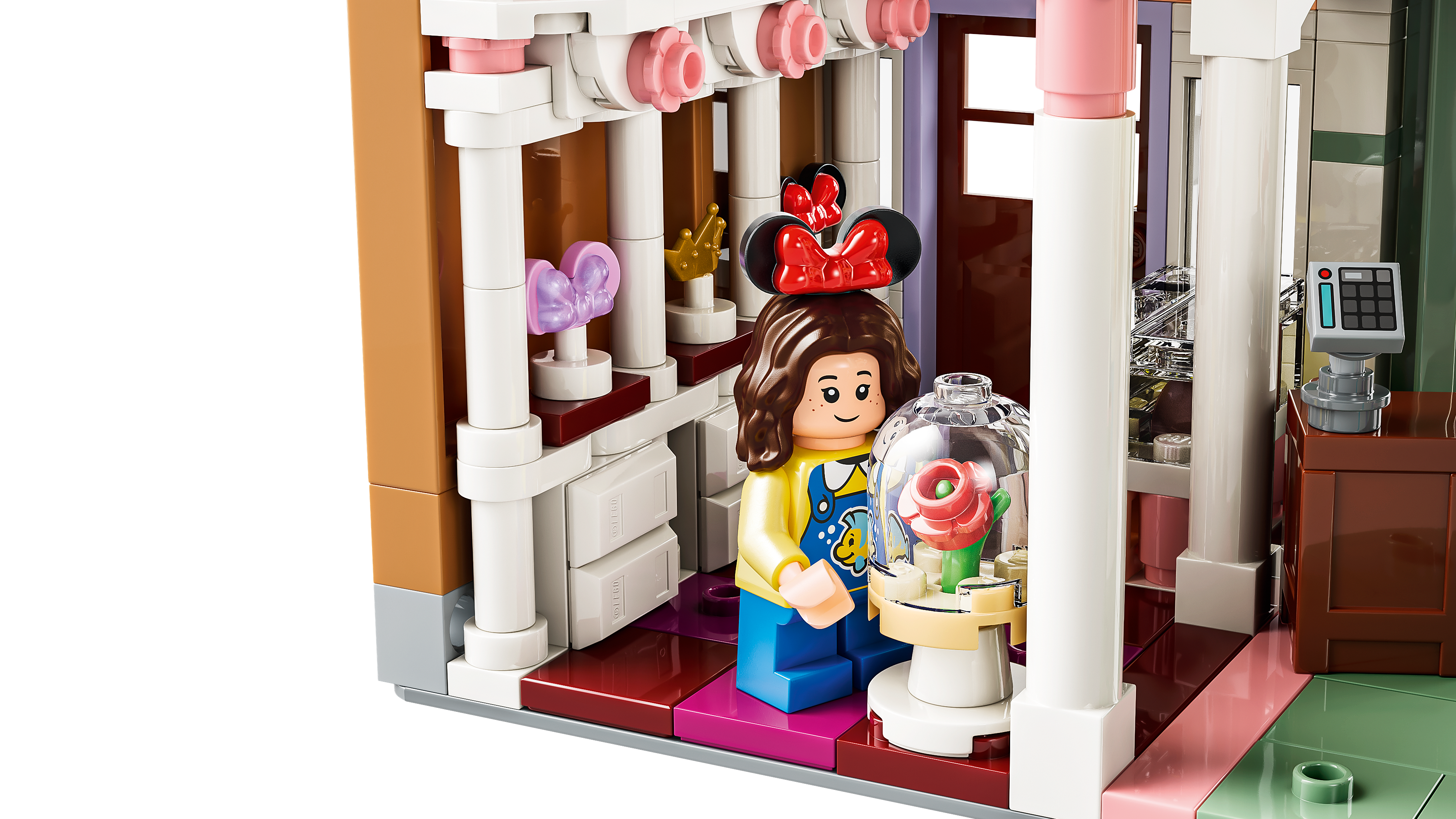 LEGO Disney Main Street U.S.A. building set 3899 pieces (British brand)