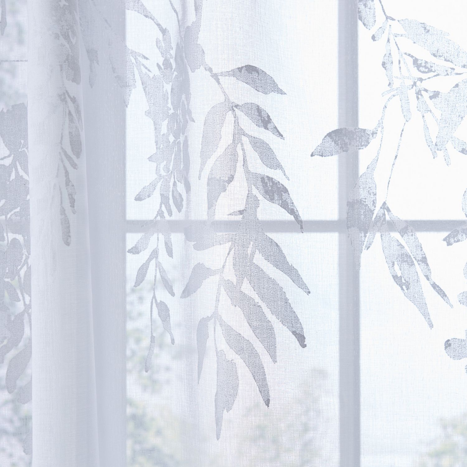 Catherine Lansfield Wisteria Voile - White - 140x183cm