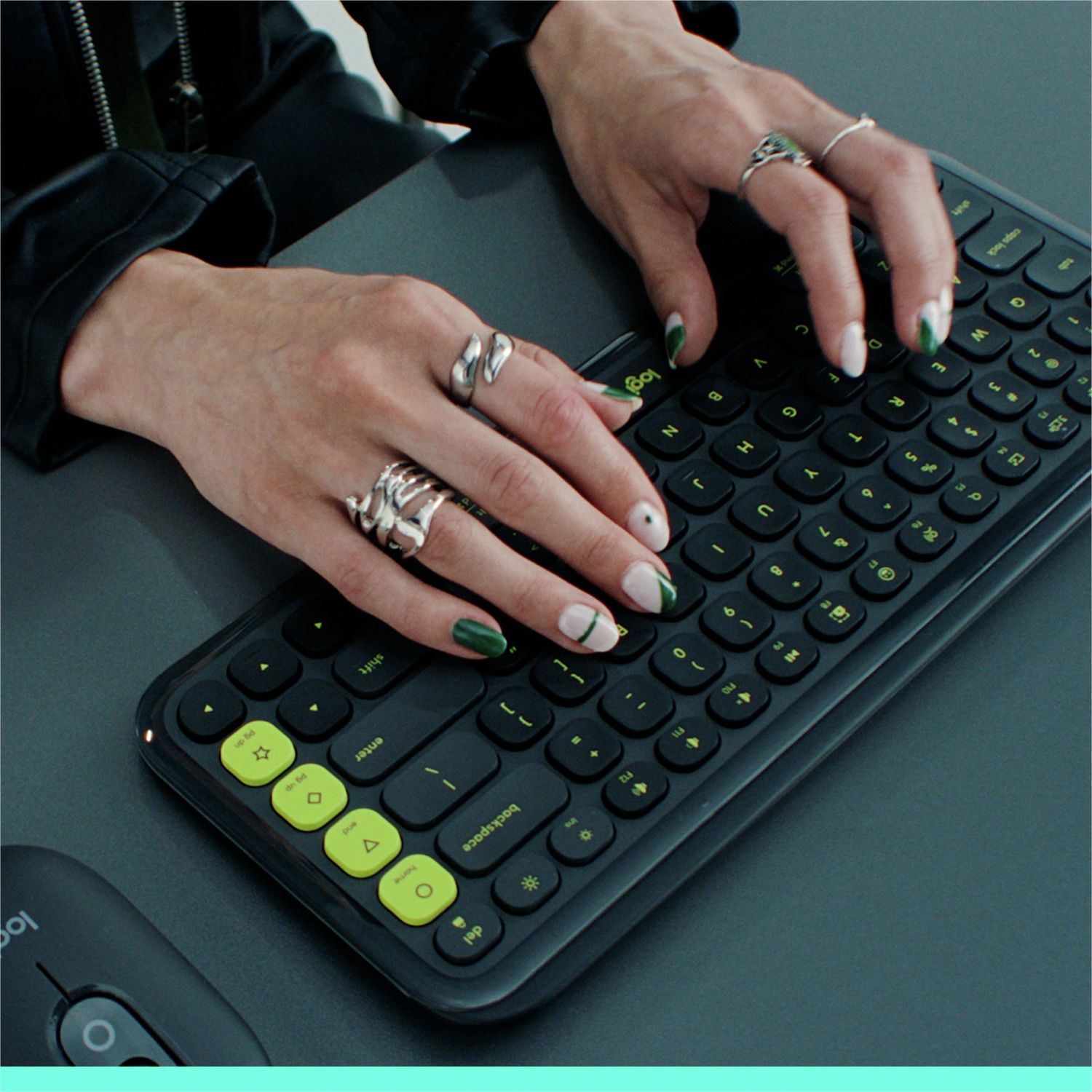 Logitech POP Icon Keys wireless keyboard Graphite, UK version